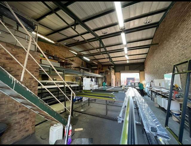 INDUSTRIAL PROPERTY TO RENT IN HENNOPSPARK